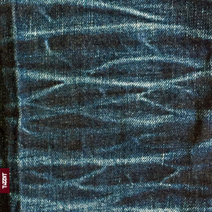 粉嫩虎白女-丝不挂
